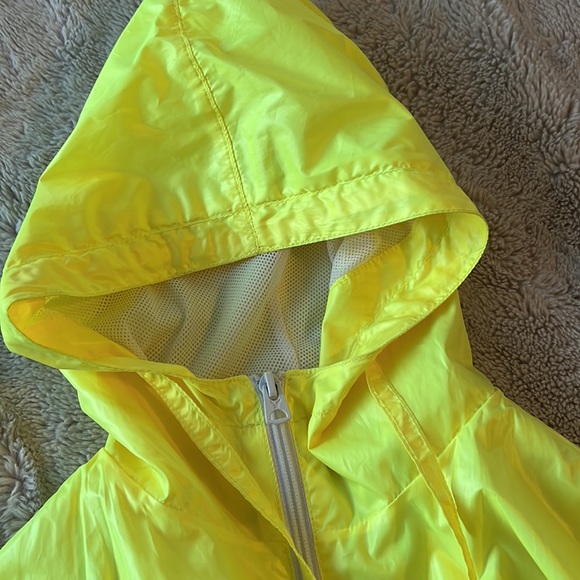 American Eagle Neon Yellow Windbreaker - Picture 3 of 6